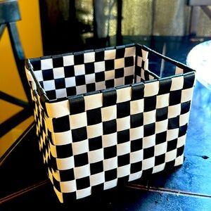 NWOT Checkered Basket